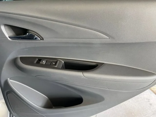Used 2021 Silver Ice Metallic Chevrolet Premier image 52