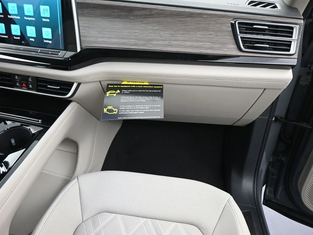 New 2026  Volkswagen 2.0T SEL Premium R-Line image 44