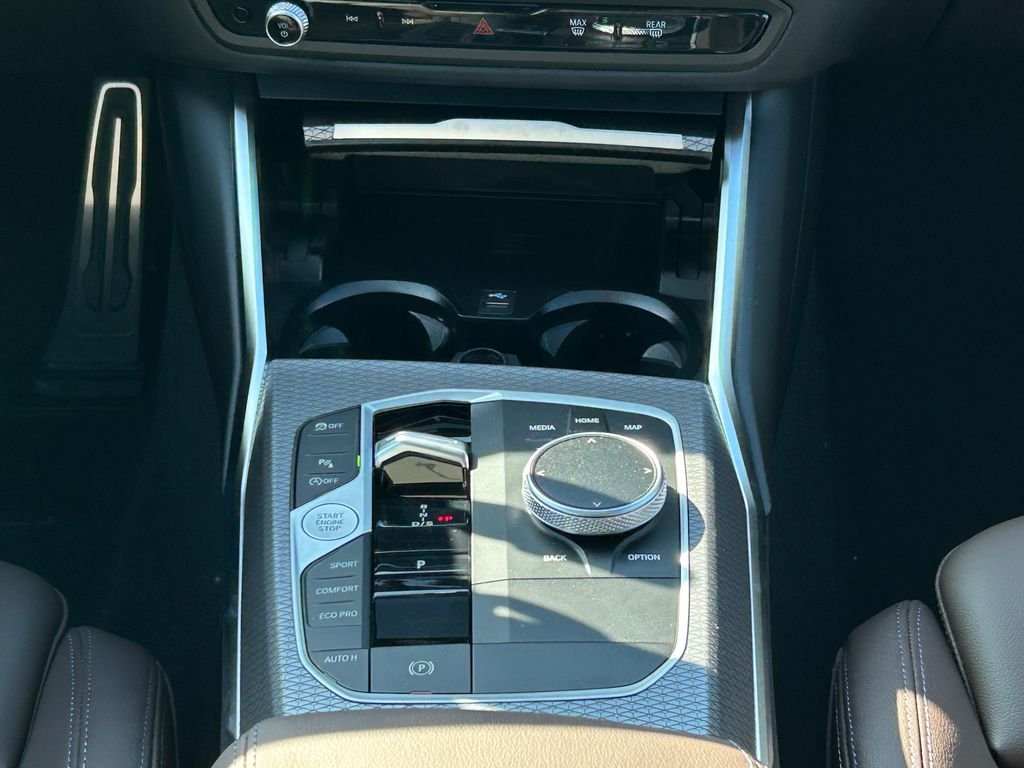 New 2026 Black Sapphire Metallic BMW M340i xDrive image 27