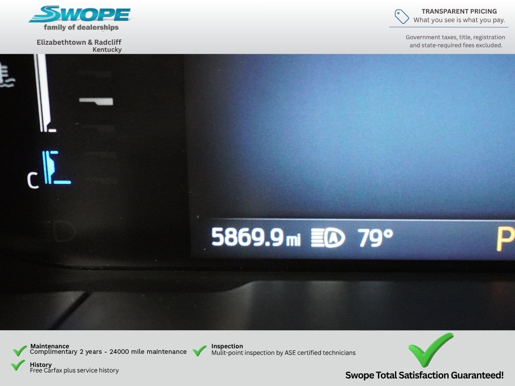 Used 2025 Ruby Red Metallic Tinted Clearcoat Ford XLT image 18