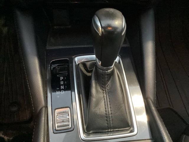 Used 2017  Mazda Touring image 30