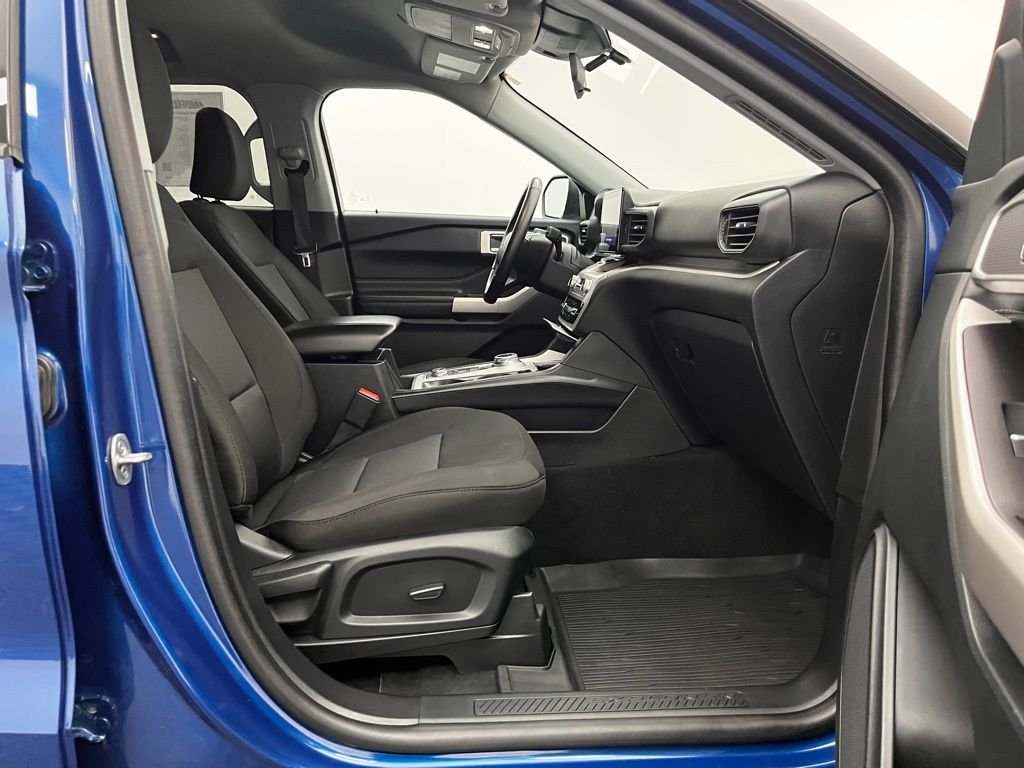 Used 2022 Blue Metallic Ford XLT image 33