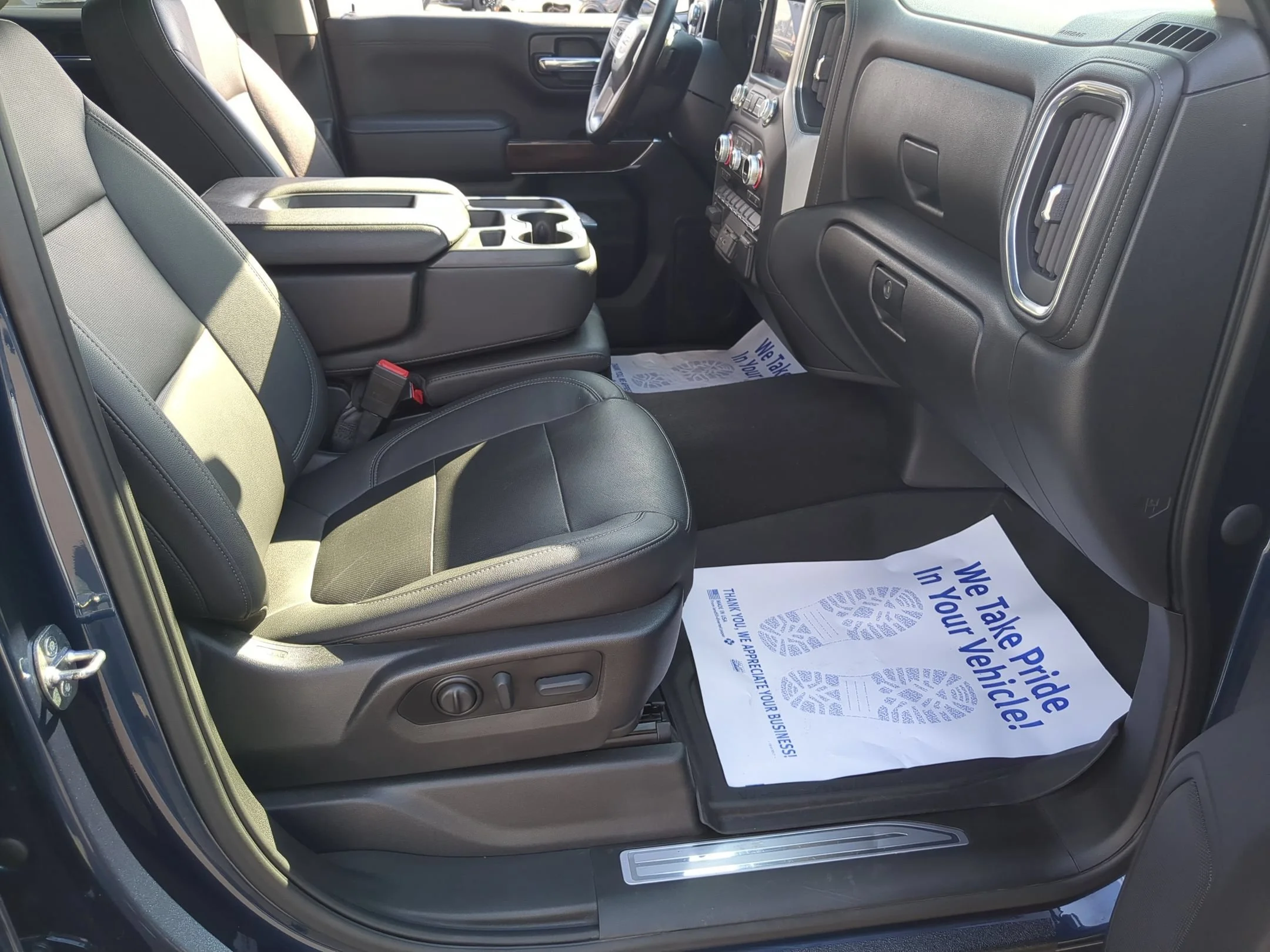 Used 2021 Pacific Blue Metallic GMC SLT image 25