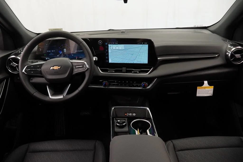 New 2027 Summit White Chevrolet LT image 8