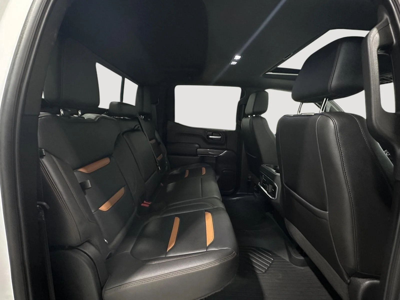 Used 2021 SUMMIT WHITE GMC AT4 image 23