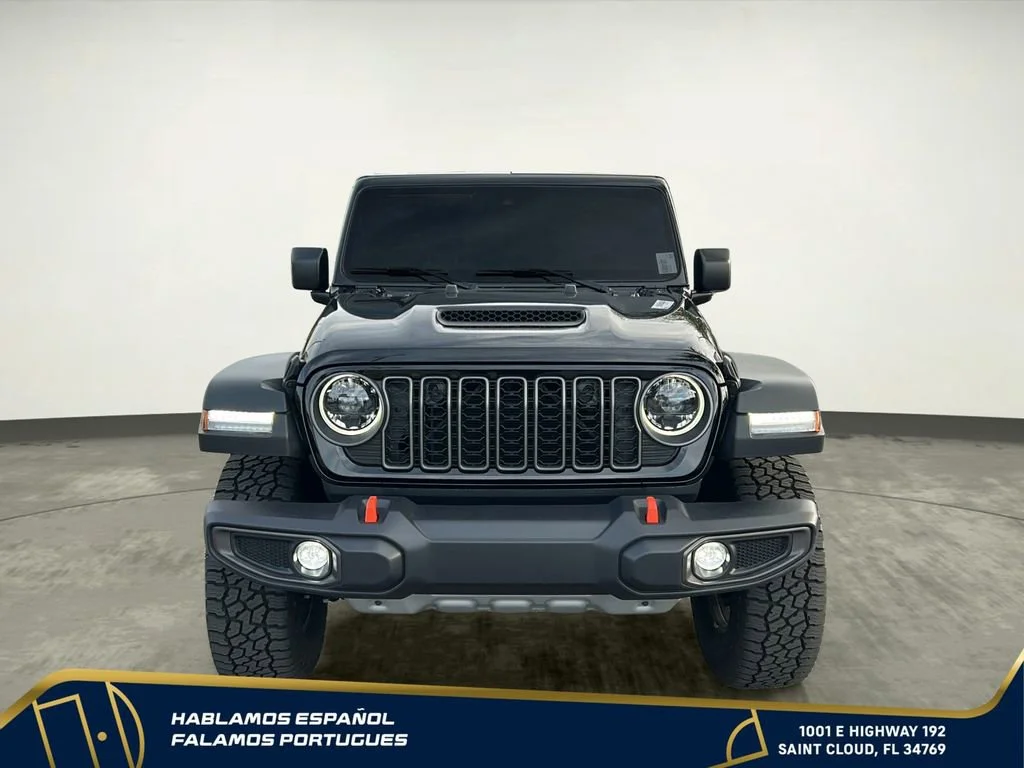 Used 2025 Black Jeep Mojave 4x4 image 10