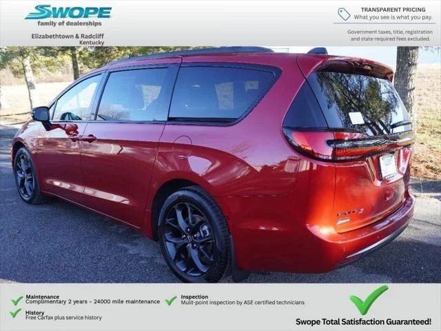 New 2026 Red Hot Pearl-Coat Exterior Paint Chrysler Limited image 5