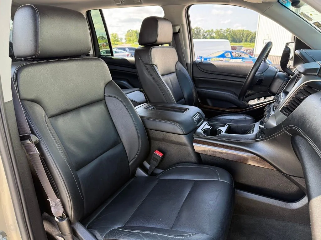 Used 2015 Gold Chevrolet LT image 26