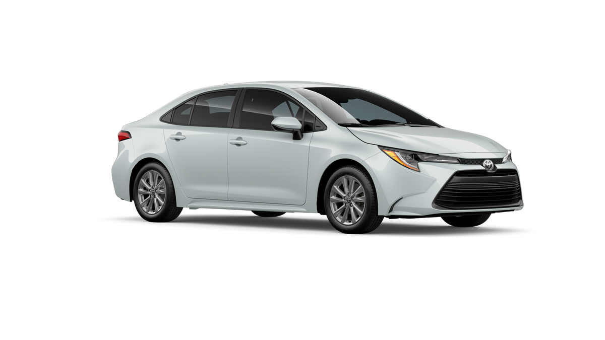 New 2026 Wind Chill Pearl Toyota LE image 14