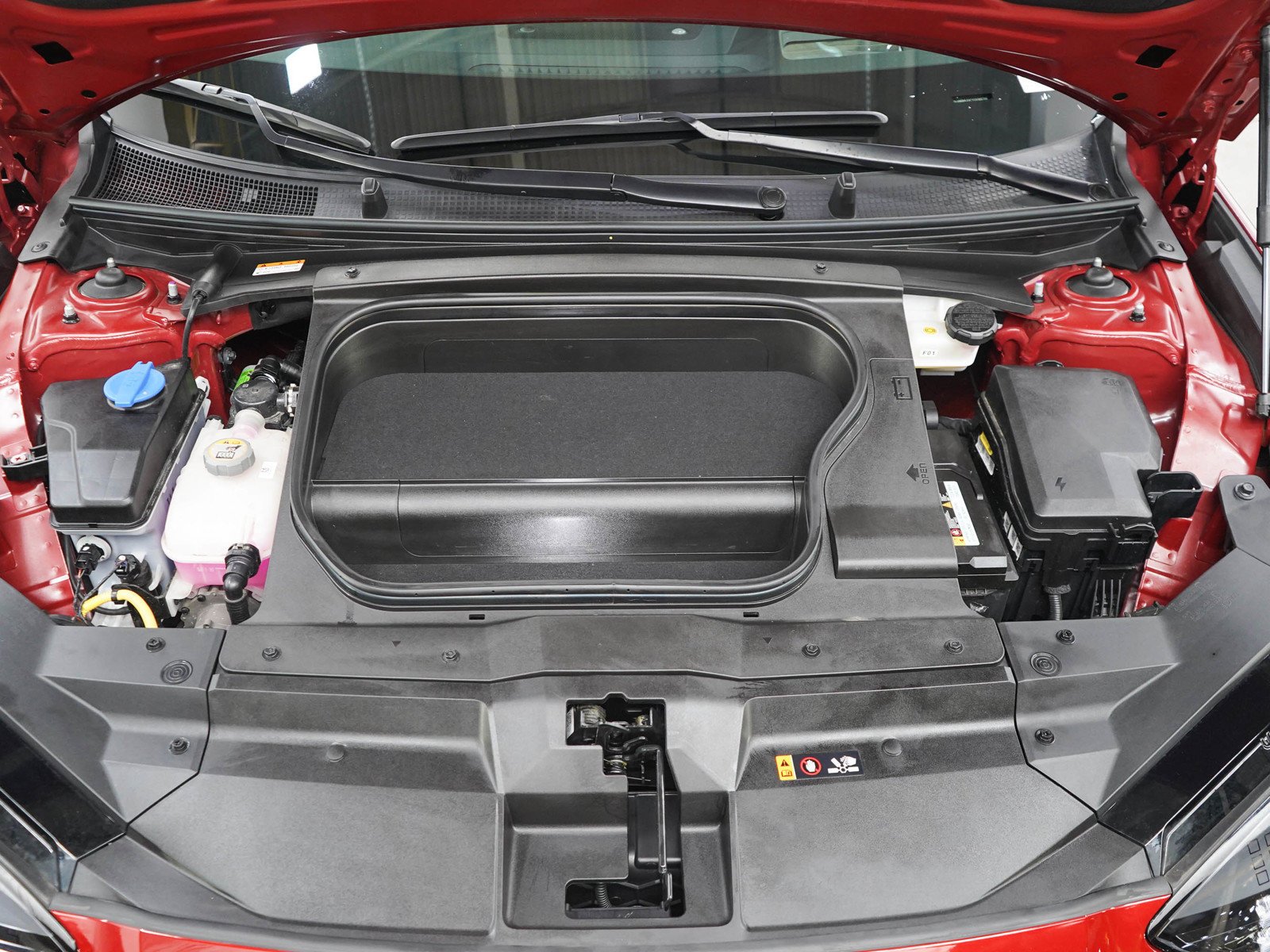 Certified Used 2025 Ultimate Red Hyundai Limited AWD image 31