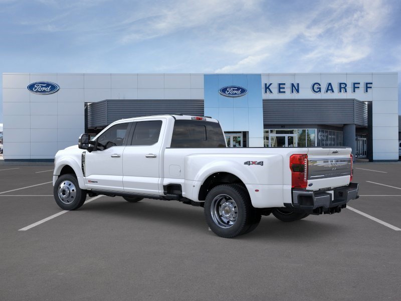 New 2026 Star White Metallic Tri-Coat Ford Platinum image 4