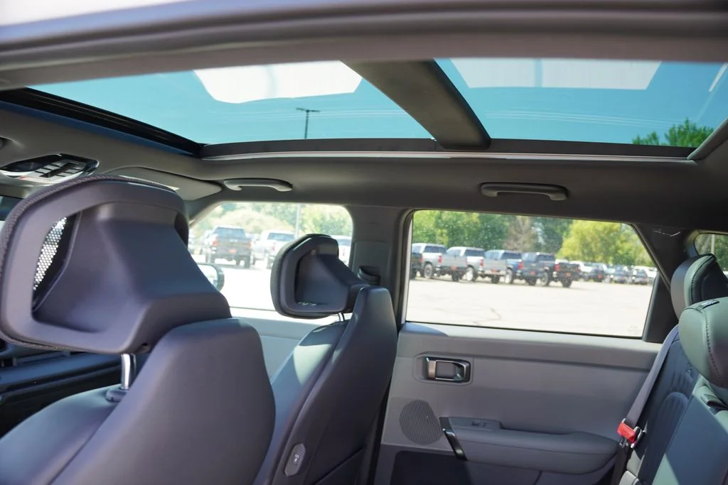 New 2027 Snow White Pearl Kia X-Line SX image 12