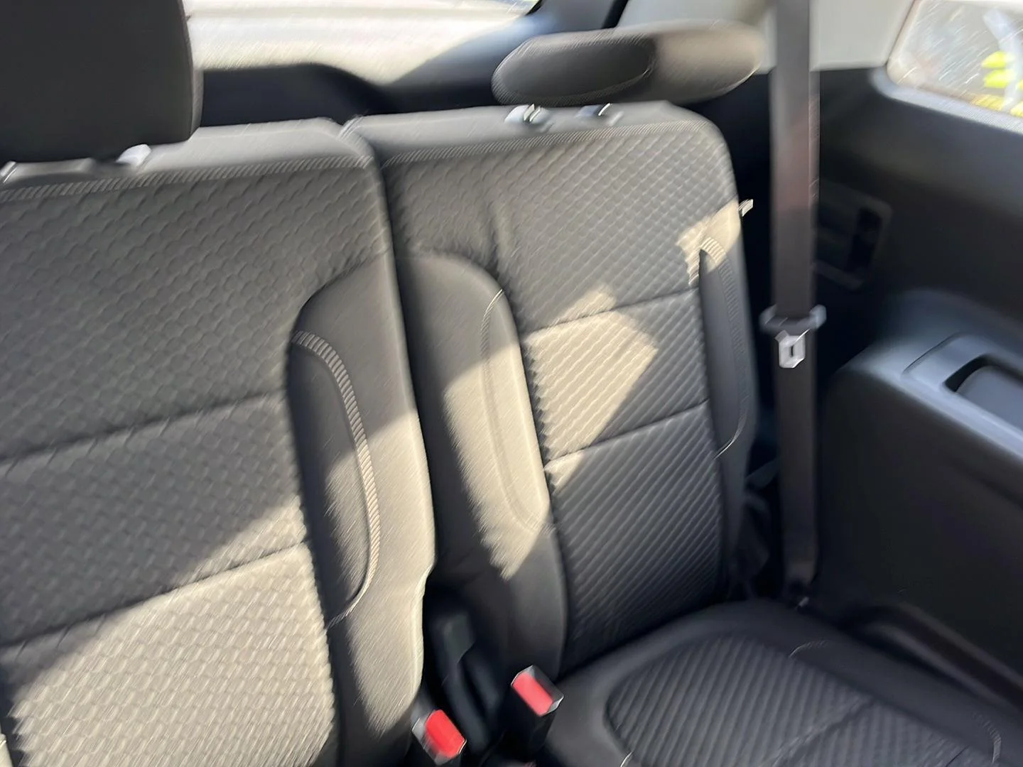 Used 2019 SUMMIT WHITE GMC SLE image 28