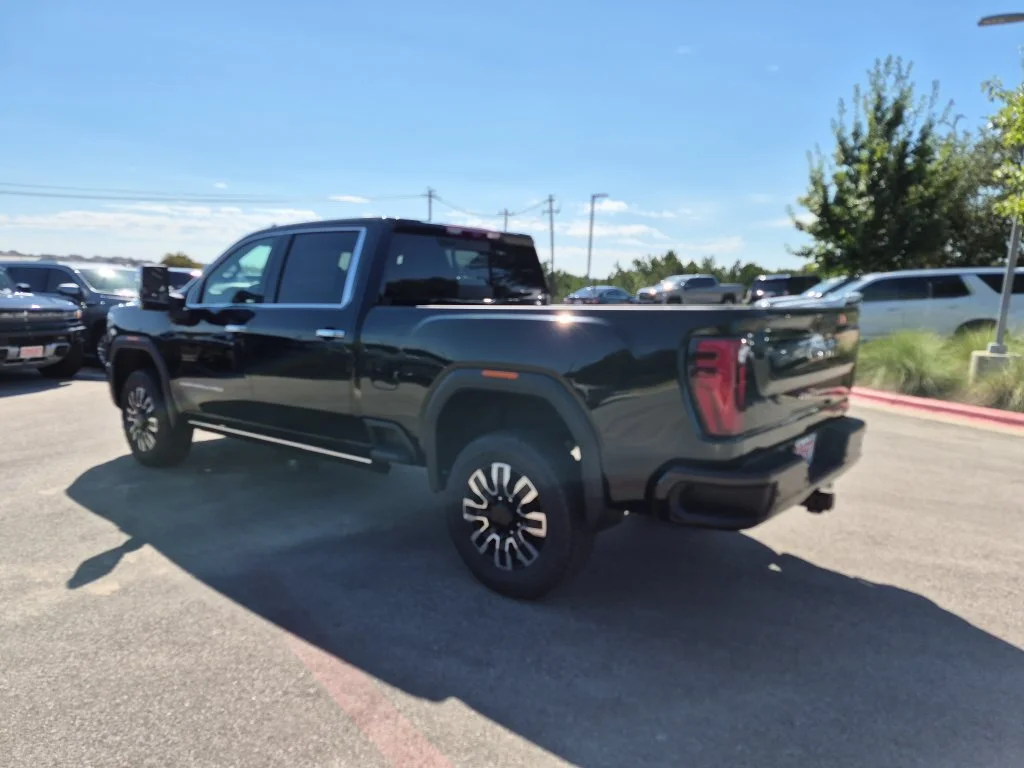 New 2026 GMC Sierra 2500 HD Denali Ultimate, photo 7