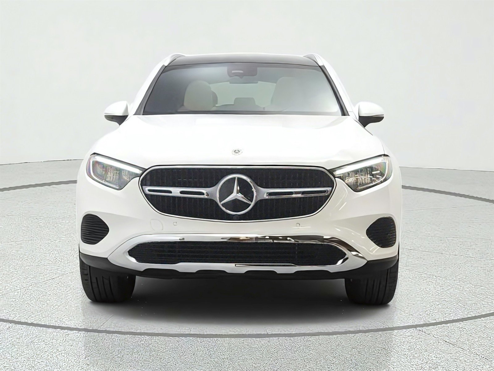 Certified Used 2024 Polar White Mercedes-Benz GLC 300 SUV image 2