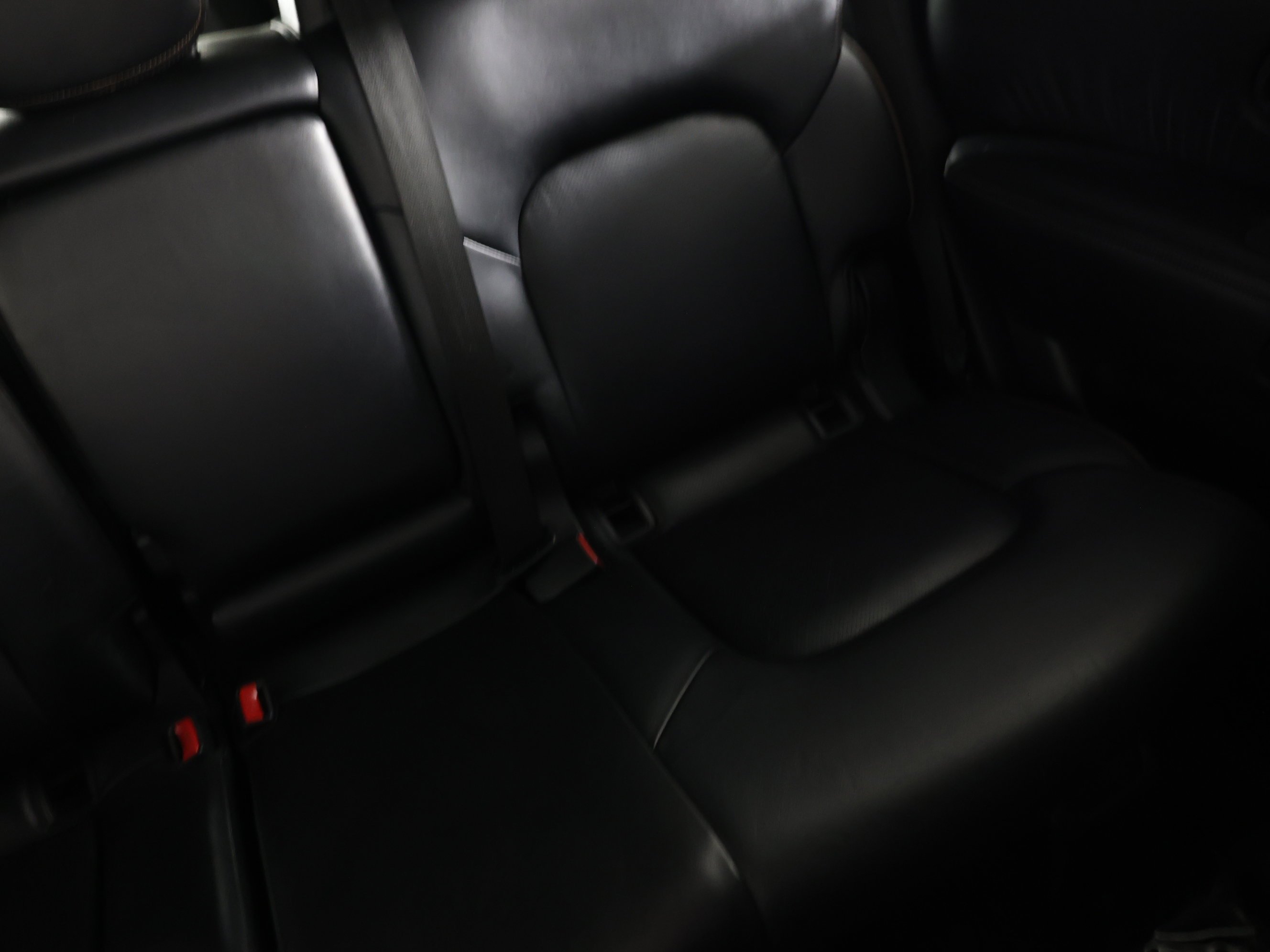 Used 2020 Gun Metallic Nissan SL image 11