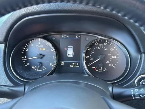 Used 2022 Gray Nissan SV image 20
