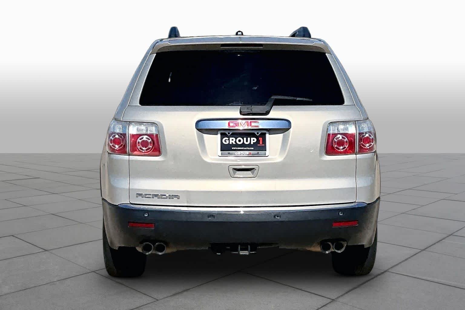 Pre-Owned 2011 GMC Acadia SLT1