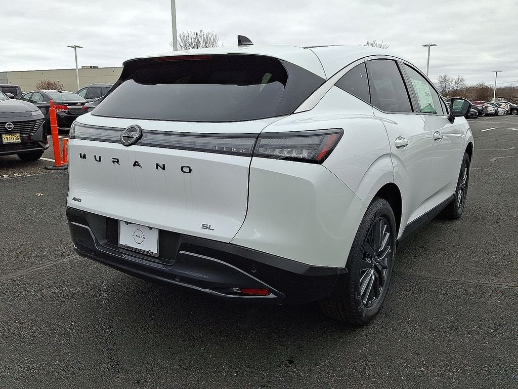 New 2026 Everest White Pearl TriCoat Nissan SL image 4