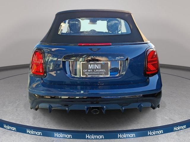 New 2027 Blue MINI Iconic image 5