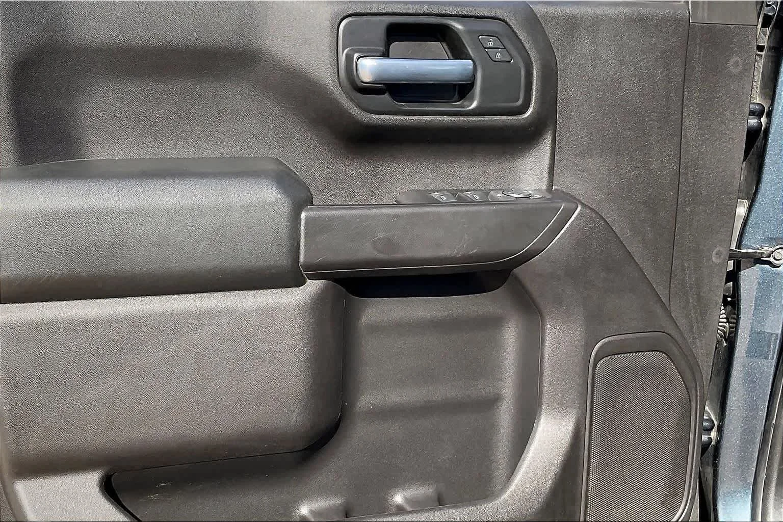 Used 2020 Shadow Gray Metallic Chevrolet Custom image 20