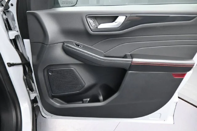 Used 2025 Silver Ford ST-Line Select image 21