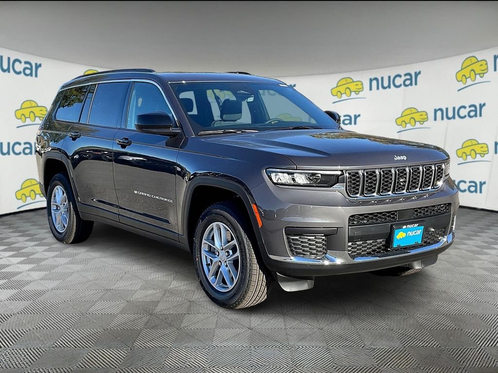 New 2025 Baltic Gray Metallic Clearcoat Jeep Laredo image 1