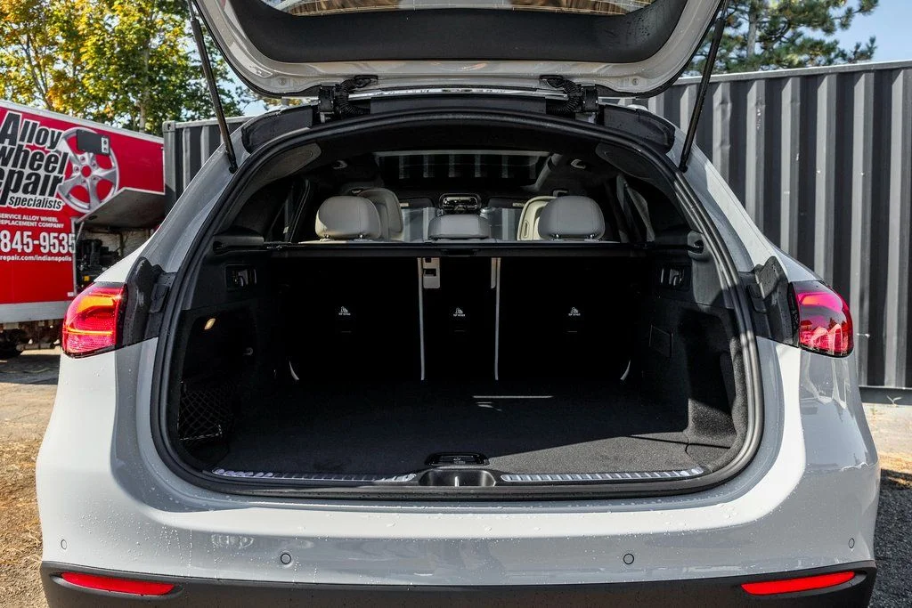 Certified Used 2026  Mercedes-Benz GLC 300 image 10