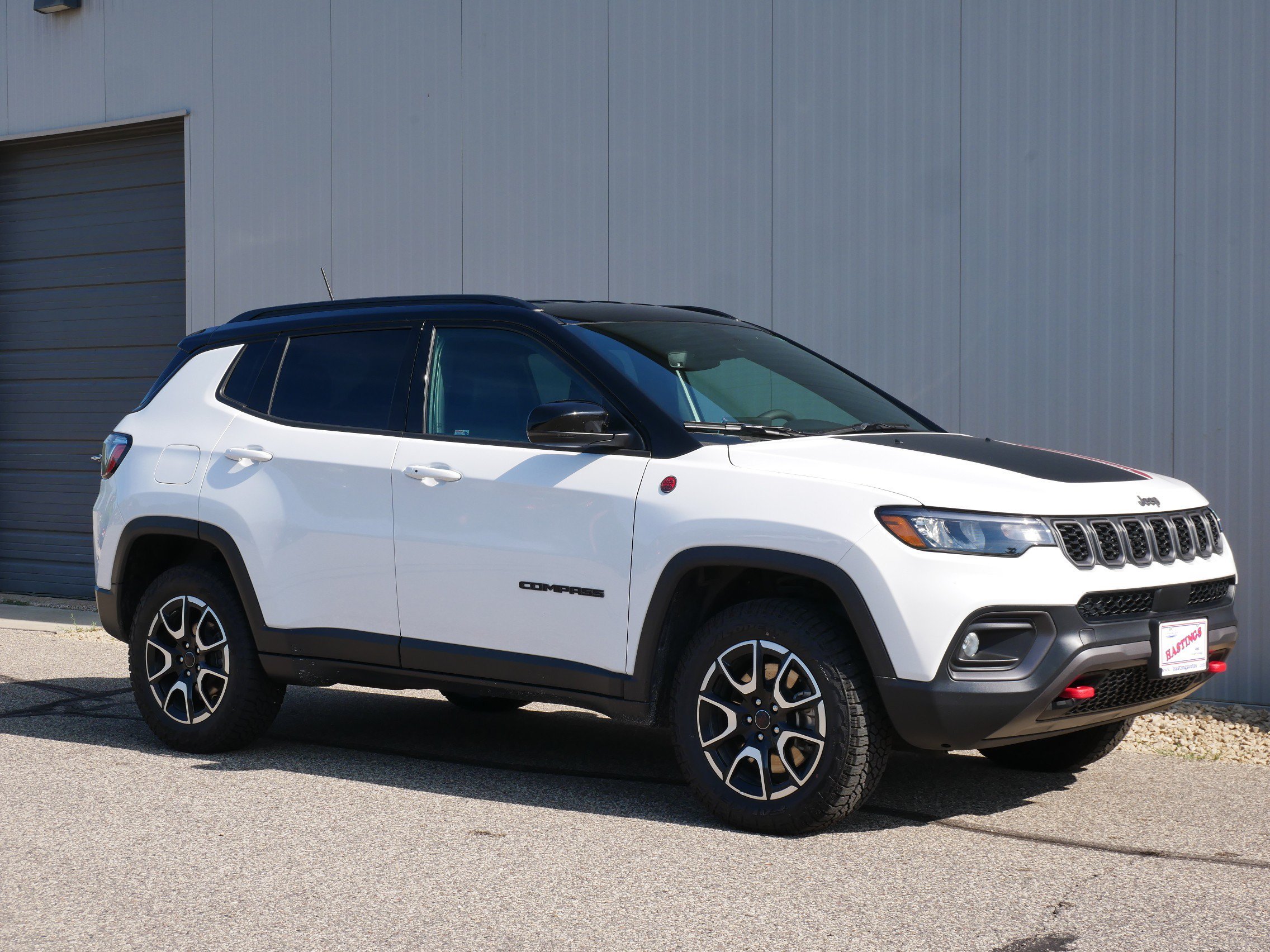 Used 2025 Bright White Clearcoat Jeep Trailhawk image 7