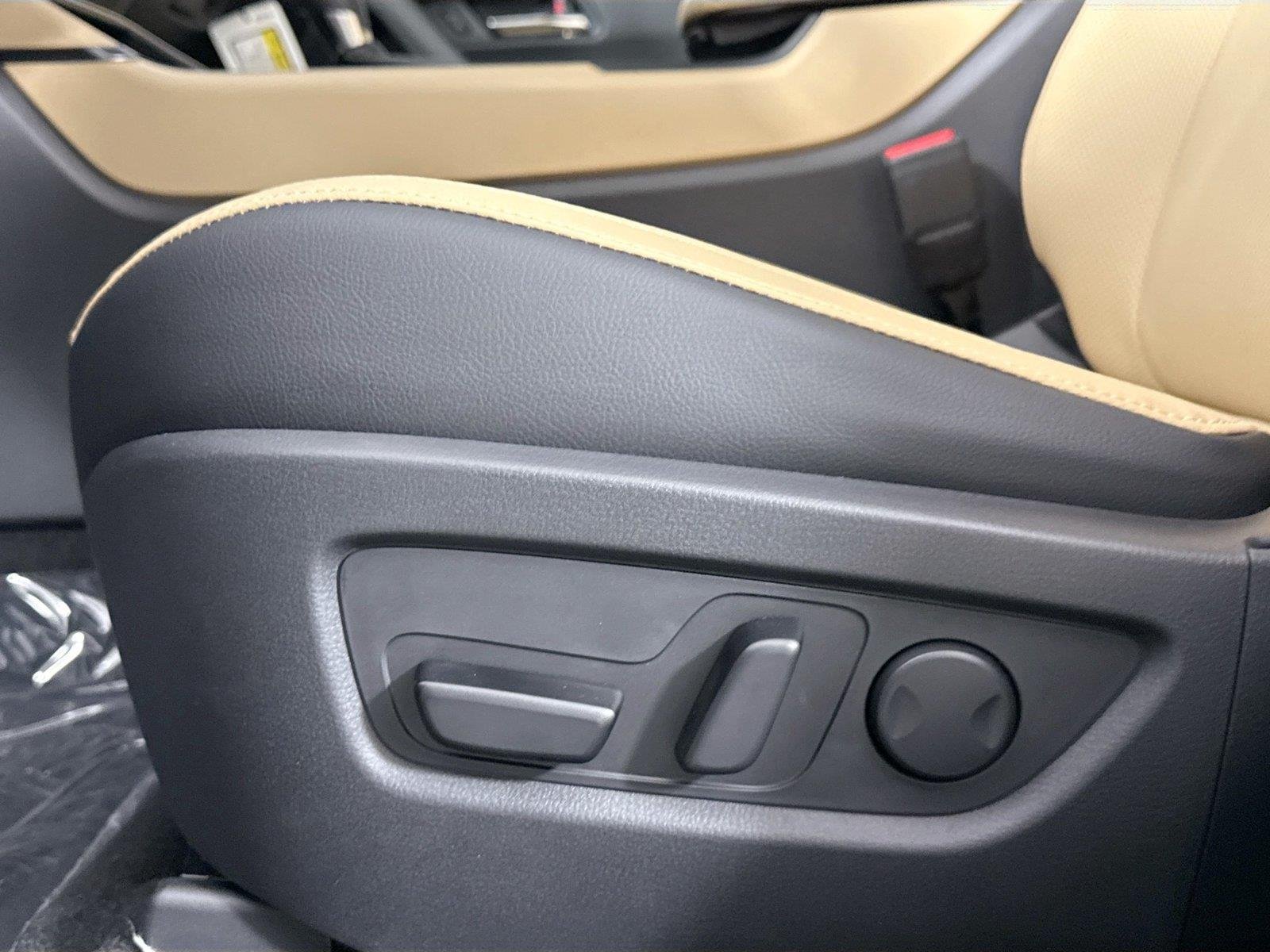 New 2026 Rhodium White Metallic Mazda 2.5 S Premium AWD image 32