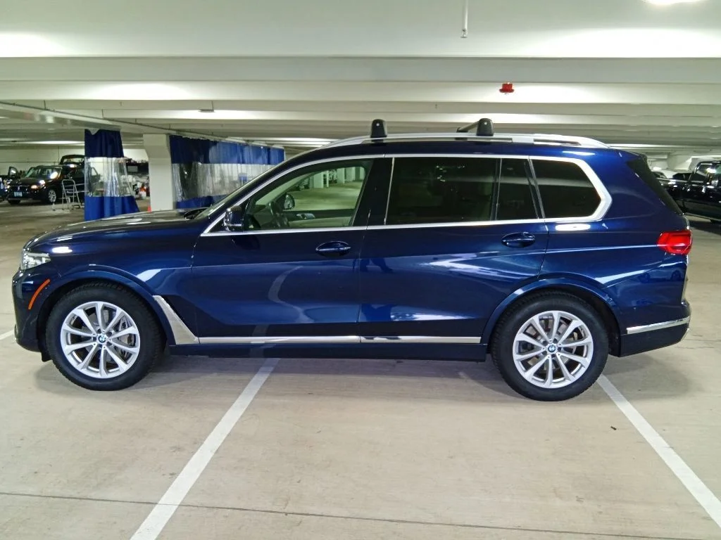 Used 2020 Blue Metallic BMW xDrive40i image 8