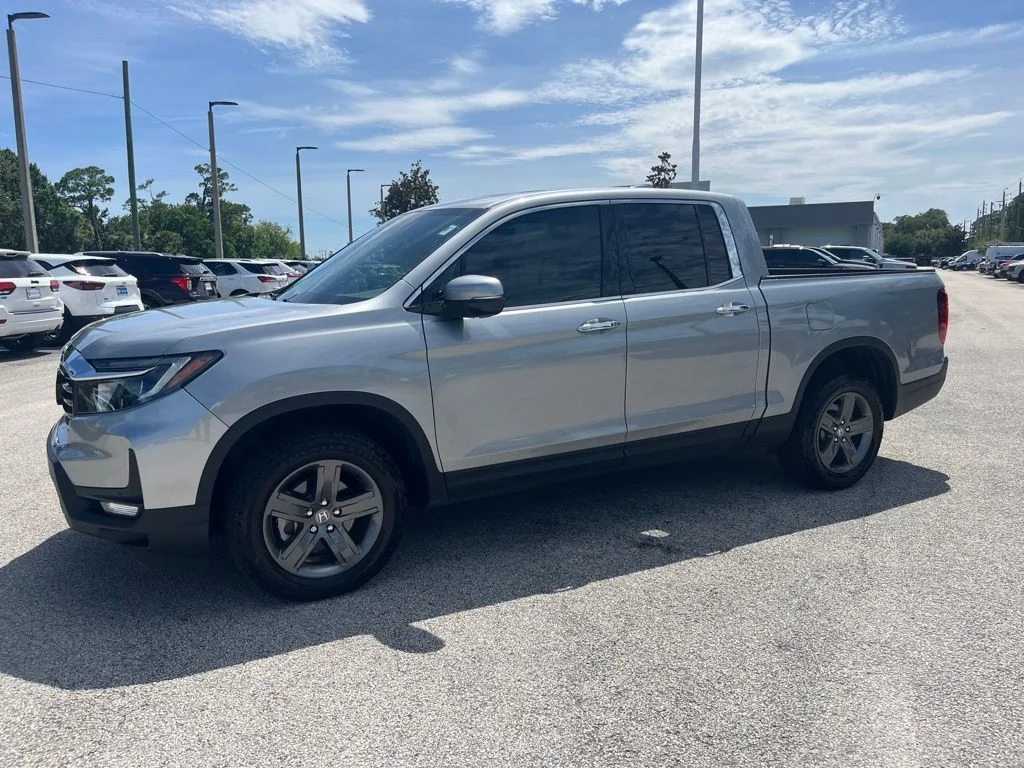 Used 2023  Honda RTL-E image 1