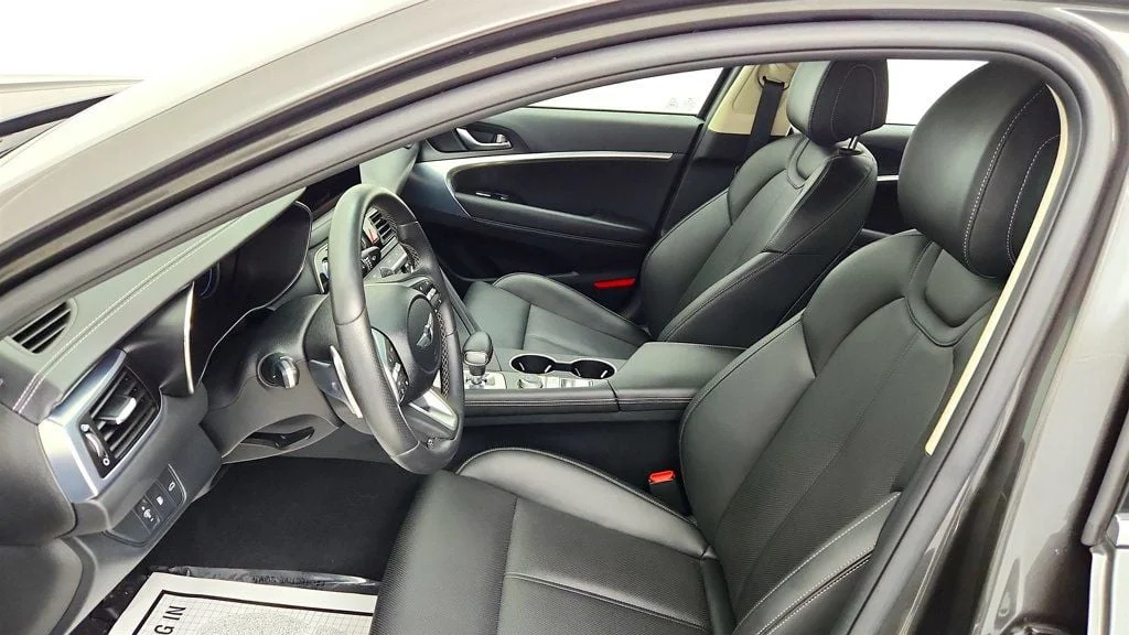 Used 2023 Makalu Gray Genesis 2.0T AWD image 20