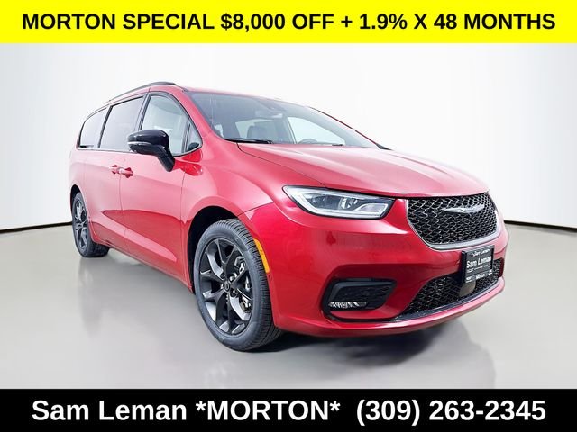 2026 Chrysler Pacifica Select's photo