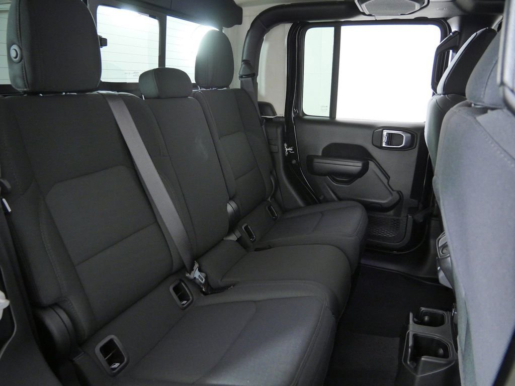 Used 2021 Black Jeep Willys image 24