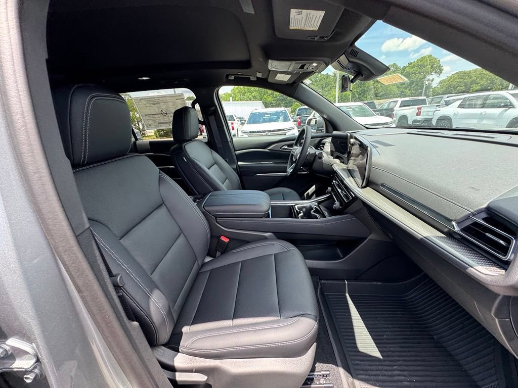 2026 Chevrolet Traverse LT - Photo 15