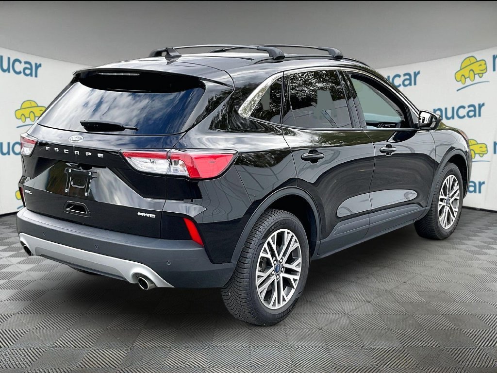 Used 2022 Black Metallic Ford SEL image 6