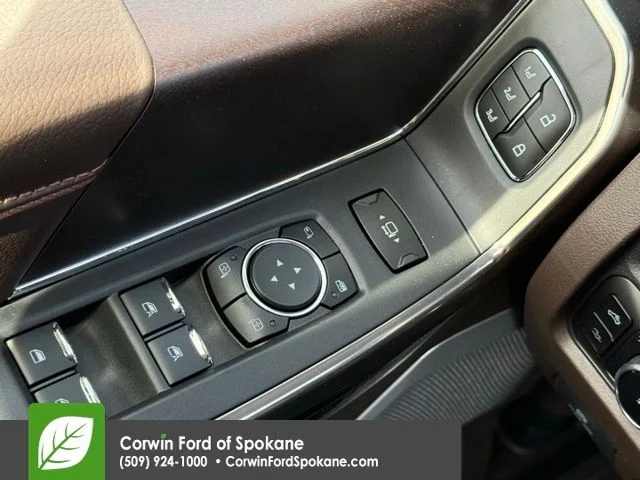 New 2026 Star White Metallic Tri-Coat Ford F-350® King Ranch® image 19