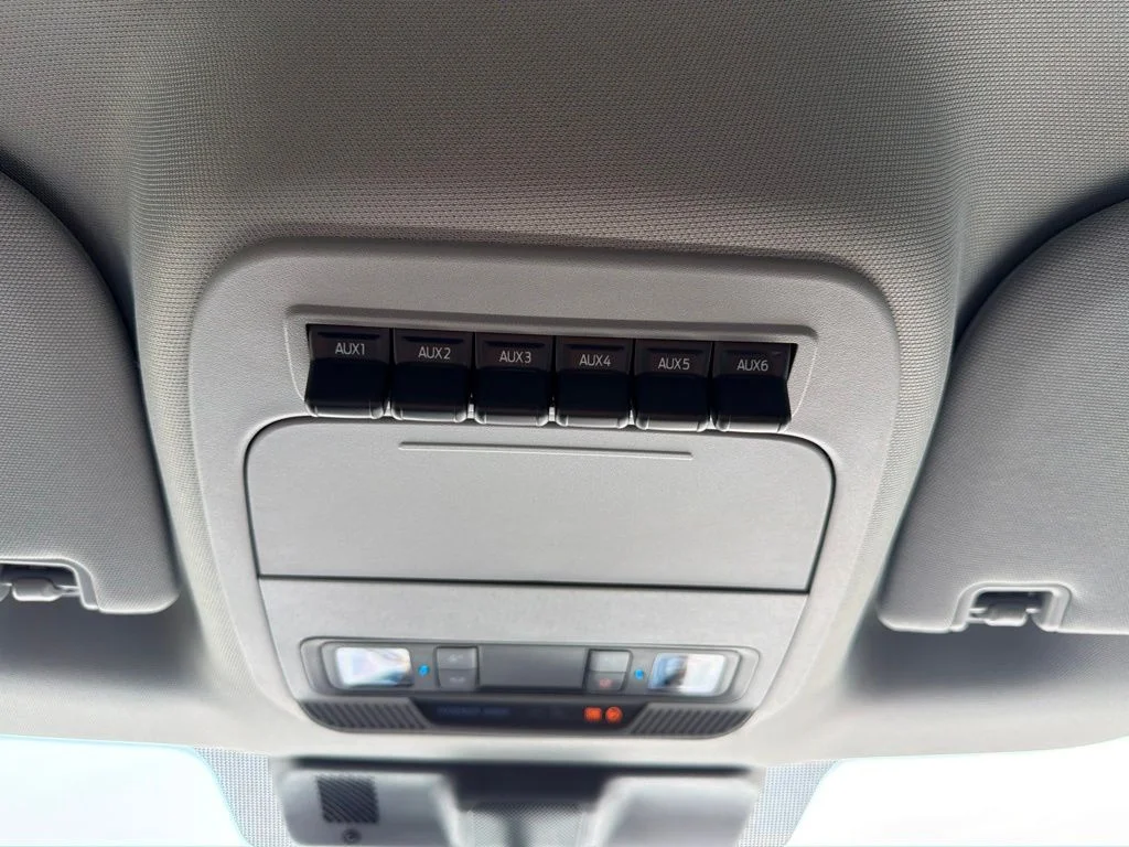 New 2026 Oxford White Ford F-250® XL image 24