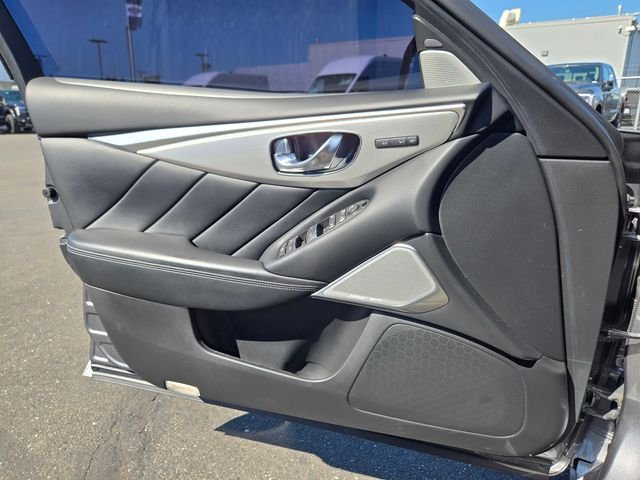 Used 2023 Gray INFINITI LUXE image 13
