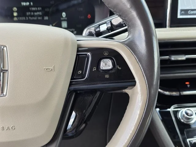 Used 2021 Mocha Lincoln Reserve image 26