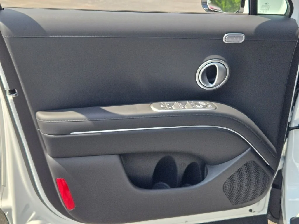 New 2026 White Pearl Hyundai SEL Premium image 21