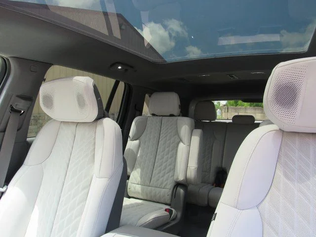 2025 Cadillac Escalade IQ Sport 1 - Photo 19