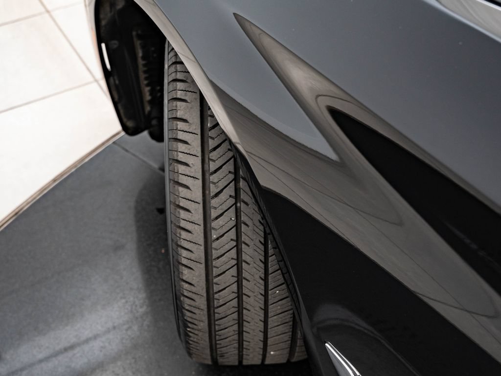 Used 2019 Jet Black BMW 540i image 47