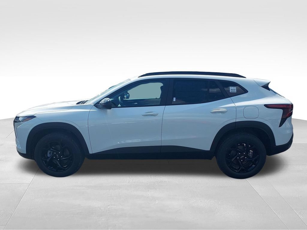 New 2026 Summit White Chevrolet LT image 2