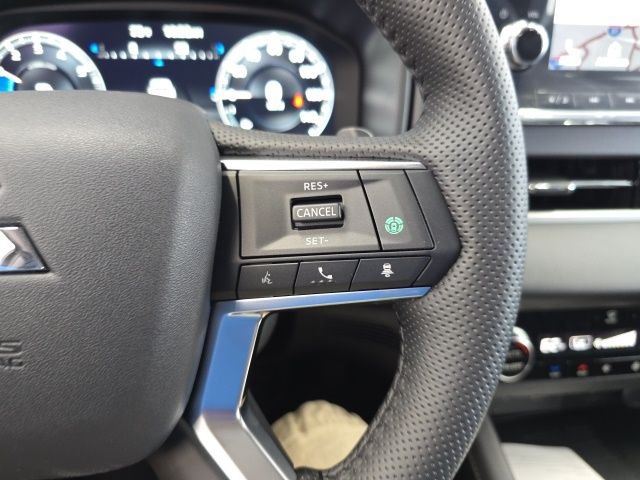 Used 2024 Black Mitsubishi SEL image 26