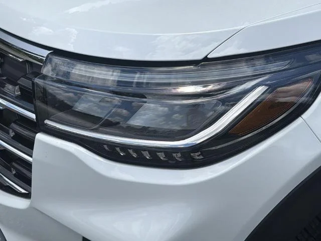 New 2026 Star White Metallic Tri-Coat Ford Active image 29