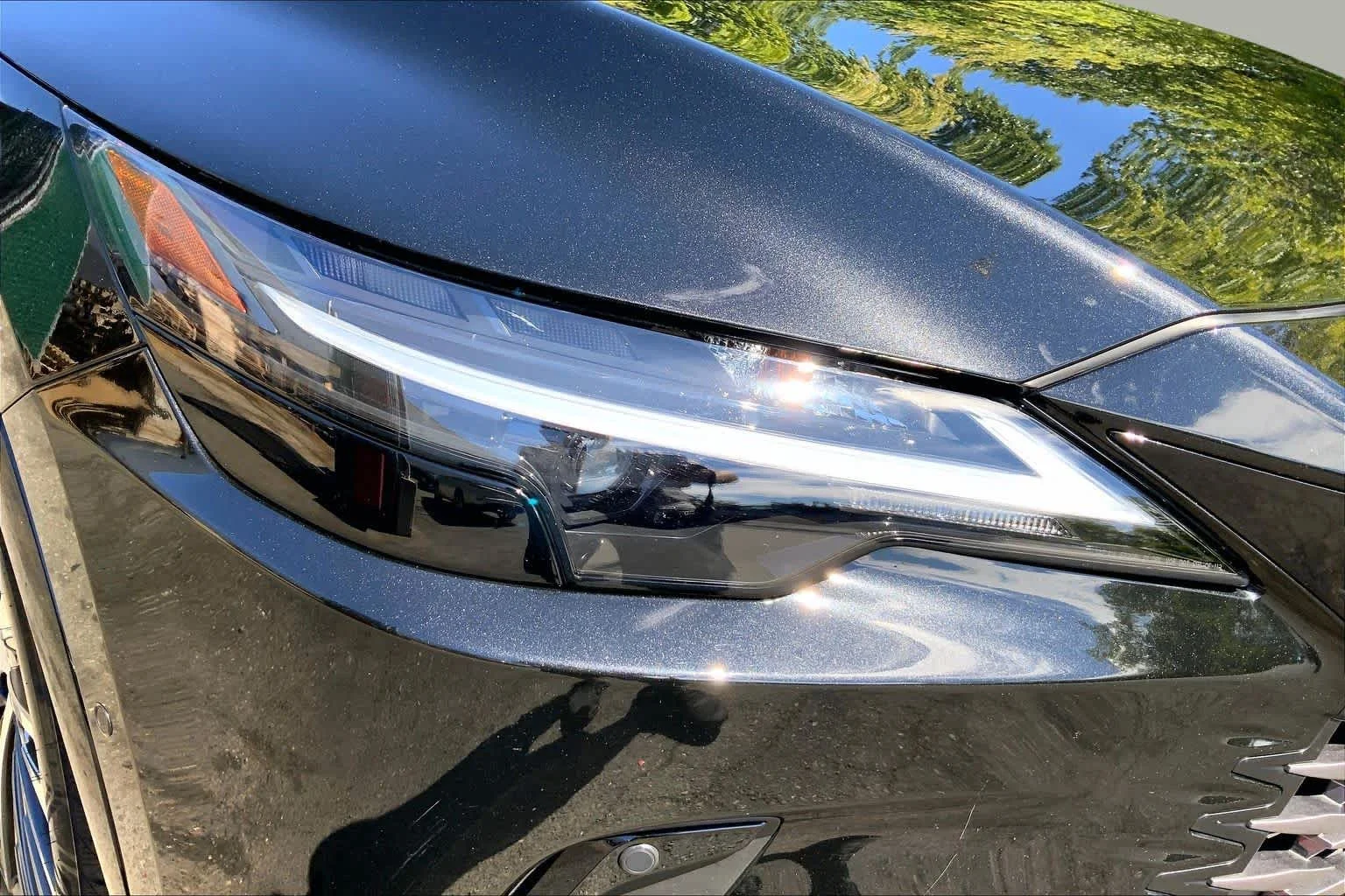Certified Used 2024 CAVIAR Lexus Premium Plus image 28