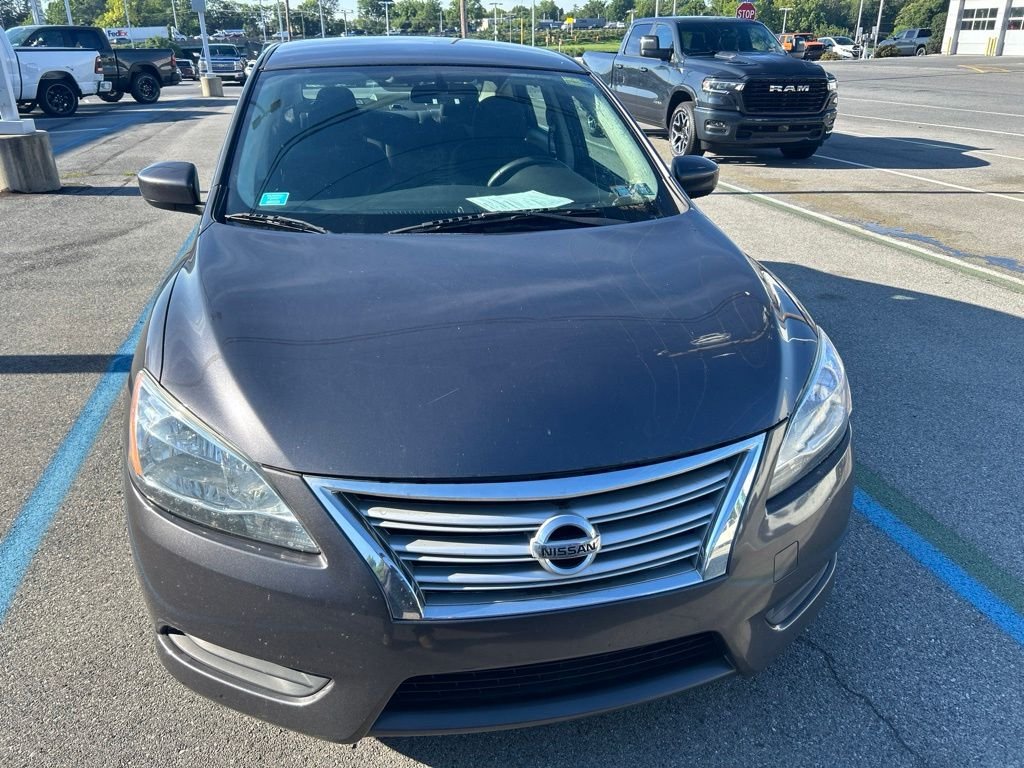 Used 2015 Gray Nissan SV image 2