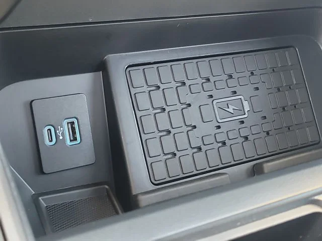Used 2024 Silver Ford XLT image 28